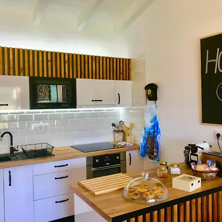 Casa Nueva Para Peregrinos Y Familias. Mos Km 94 Casa vacanze *