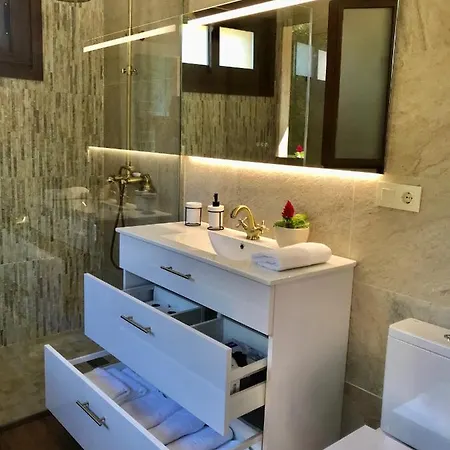 Casa vacanze Casa Nueva Para Peregrinos Y Familias. Mos Km 94 Mos
